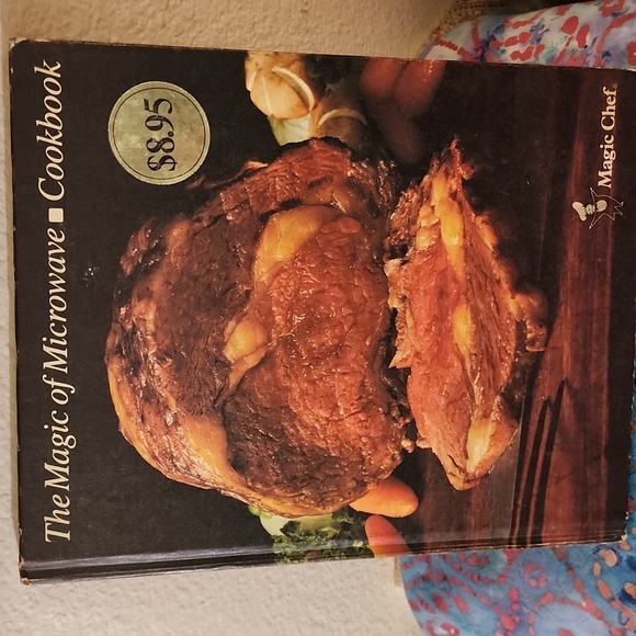 Cookbook Lot - Picture 2 of 7